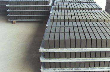 <a href=http://m.foreshore.com.cn/ target=_blank class=infotextkey>免燒磚托板</a>