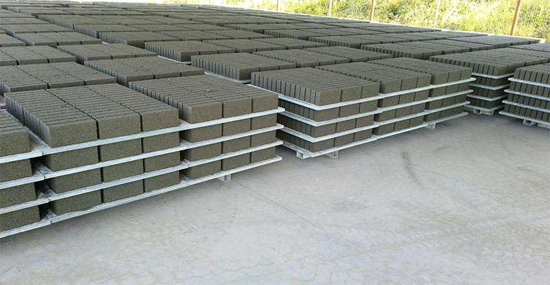 PVC<a href=http://m.foreshore.com.cn/ target=_blank class=infotextkey>空心磚托板</a>