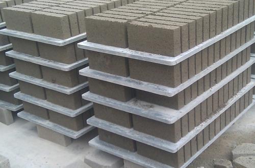 <a href=http://m.foreshore.com.cn/zjtb/ target=_blank class=infotextkey>PVC磚機托板</a>廠家